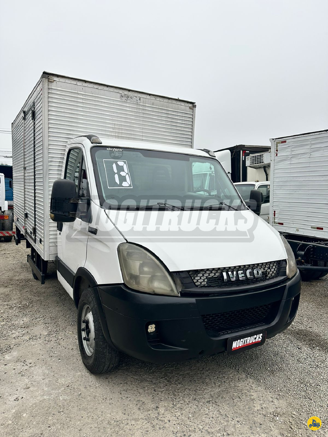 CAMINHAO IVECO DAILY 35s14 Carga Seca 3/4 4x2 Mogitrucks MOGI DAS CRUZES SÃO PAULO SP